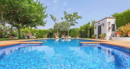 Casa Carula La Puebla de Cazalla by Ruralidays