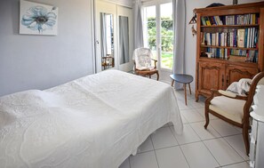 4 bedrooms, free WiFi
