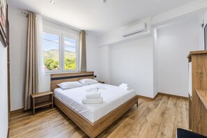 1 chambre, accès au Wi-Fi (inclus), literie fournie