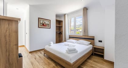 Bliss Studio by PikHost
