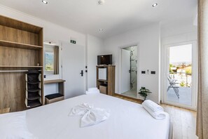 1 bedroom, free WiFi, bed sheets - Amazing Studio at Bliss House by PikHost (Gjirokastër)
