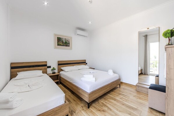 1 bedroom, free WiFi, bed sheets