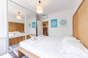 1 bedroom, iron/ironing board, WiFi, bed sheets - Talea Joyful Stay by PikHost by PikHost (Tale)