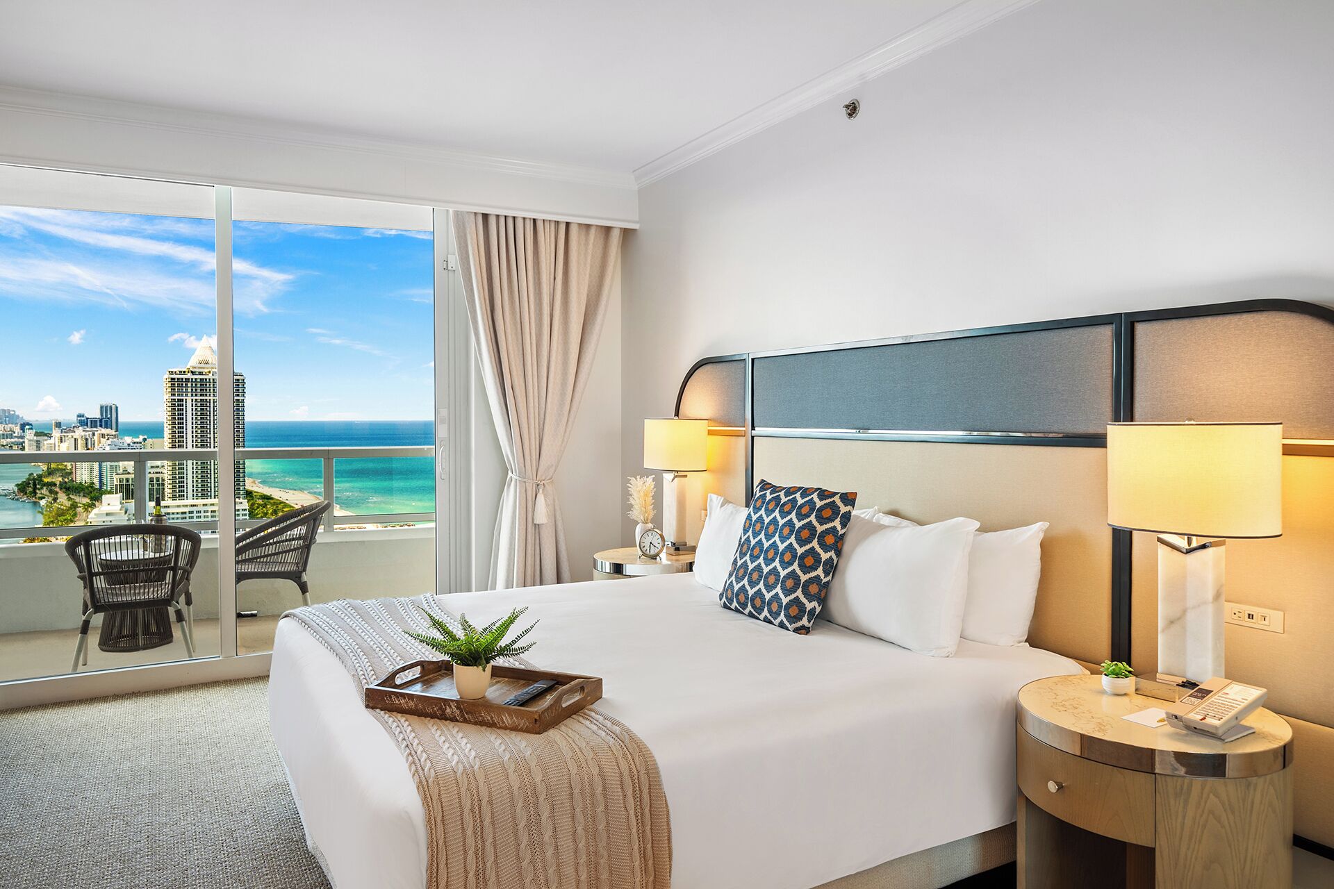 Room (Fontainebleau 3505) | 1 bedroom, soundproofing, cots/infant beds, free WiFi