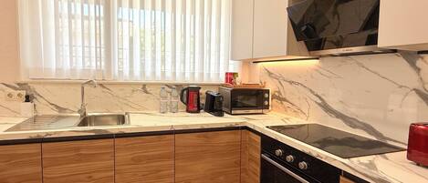 Fridge, microwave, oven, dishwasher