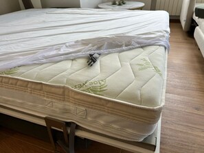 Iron/ironing board, free WiFi