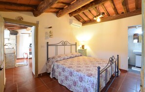 1 bedroom, iron/ironing board, travel crib, free WiFi