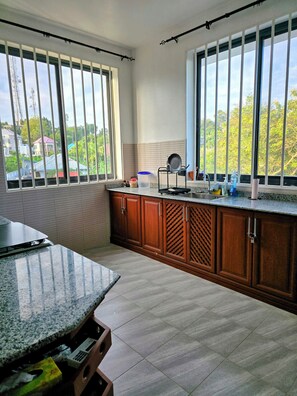 Oven, stovetop