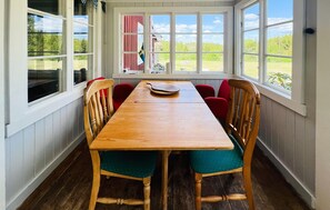 Dining - 6 bedroom cozy home in Högsäter (Högsäter)