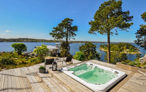 Gorgeous home in Saltsjöbaden