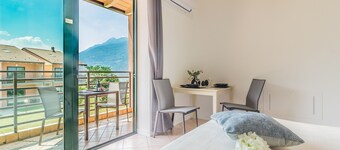 Studio apartment with loft Brezza del lario  by Varenna Holidays