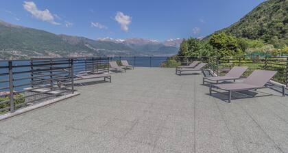 Brezza del Lario Monolocale accesso per disabili by Varenna Holidays