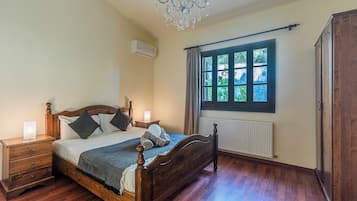 Vila, 4 kamar tidur, kolam renang pribadi, pemandangan kebun | 4 kamar tidur