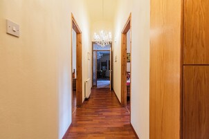 Villa, 4 Bedrooms, Private Pool, Garden View | Interior