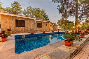 ヴィラ 4 ベッドルーム プライベートプール ガーデンビュー | プール | 屋外プール