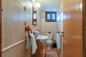 ヴィラ 4 ベッドルーム プライベートプール ガーデンビュー | バスルーム