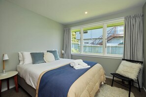 3 bedrooms, free WiFi - Sunny | Getaway | Close To Beach - KK6786 (Kaikoura)