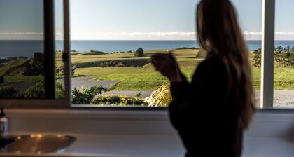 The Lookout | Spacious | Stunning Views - KK12632