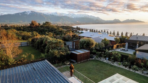 Amazing Views | Outdoor Living | Sunny - KK39011