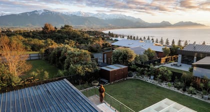Amazing Views | Outdoor Living | Sunny - KK39011