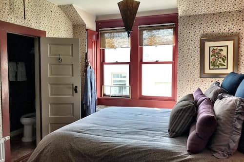 Doppia Superior, 1 letto queen | Una scrivania, postazione laptop, Wi-Fi gratuito