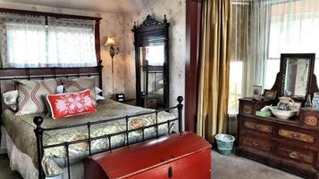 Chambre double, vue sur le jardin | Bureau, espace de travail pour ordinateurs portables