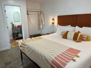 7 habitaciones, escritorio, tabla de planchar con plancha y wifi gratis 