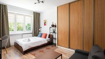 2 quartos, ferros/tábuas de passar roupa, Wi-Fi, roupa de cama