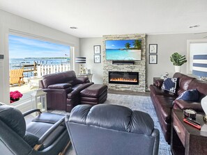 Unclassified image, 4 of 50, button - NEW LISTING...AWave From It All - Lakefront on Big Spirit Lake (Orleans)