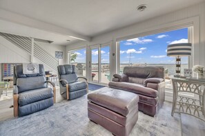 Unclassified image, 5 of 50, button - NEW LISTING...AWave From It All - Lakefront on Big Spirit Lake (Orleans)