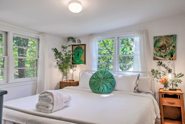 2 bedrooms, free WiFi, bed sheets