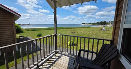 Cottage #2 Hunts Point Beach Cottages 2 bedrooms