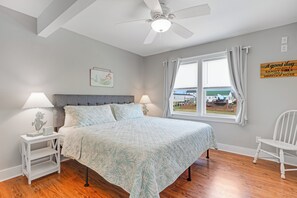 5 bedrooms, free WiFi, bed sheets