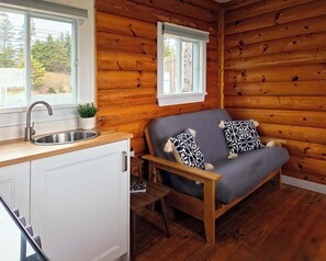 TV - Cottage # 9 Hunts Point Beach Cottages - 1 bedroom (Hunts Point)