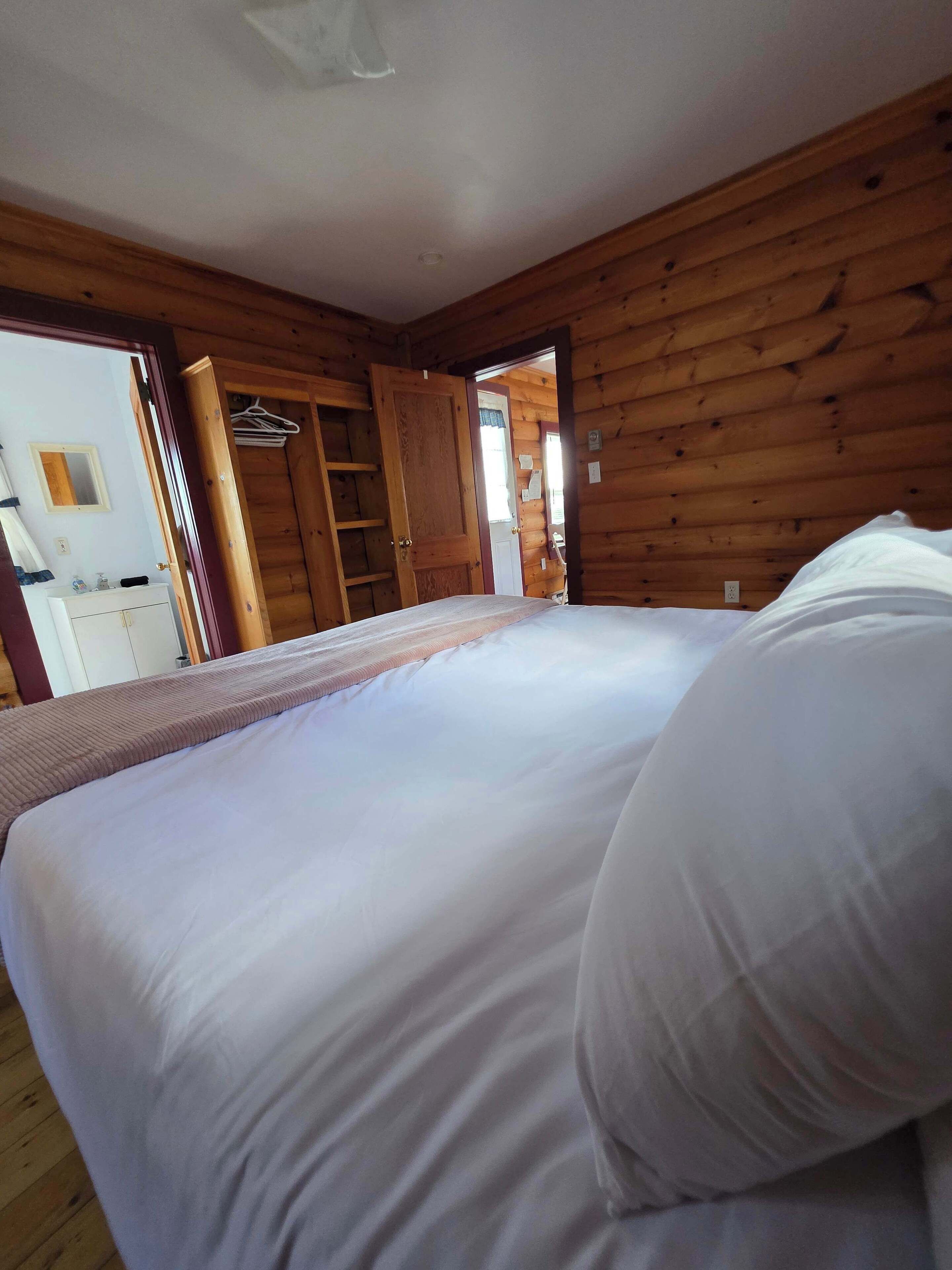 1 bedroom, iron/ironing board, travel crib, WiFi