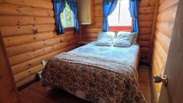 2 Schlafzimmer, BĂŒgeleisen/BĂŒgelbrett, Reisekinderbett, WLAN