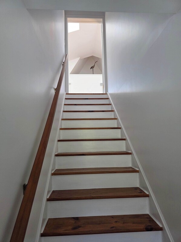 Interior - Pent House at Hunts Point Beach Cottages (Hunts Point)