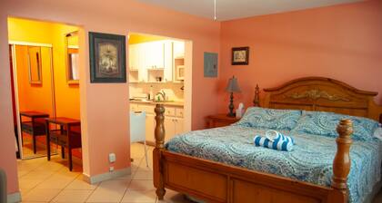 Steps to the Sand! Coastal Condo with Heated Pool Access