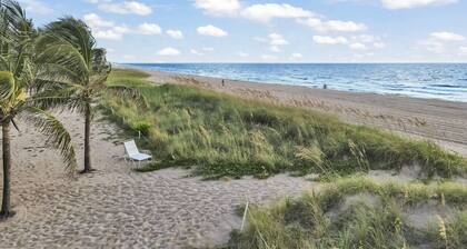 Steps to the Sand! Coastal Condo with Heated Pool Access
