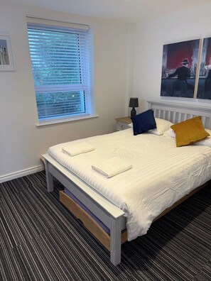 2 bedrooms, WiFi, bed sheets