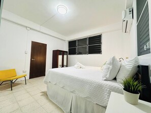 2 bedrooms, iron/ironing board, travel cot, WiFi