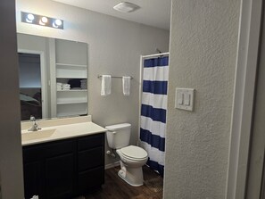 Håndklæder, Sæbe, Toiletpapir