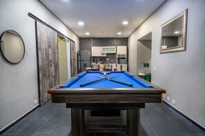 غرفة الألعاب