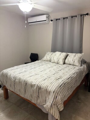 1 bedroom, free WiFi, bed sheets