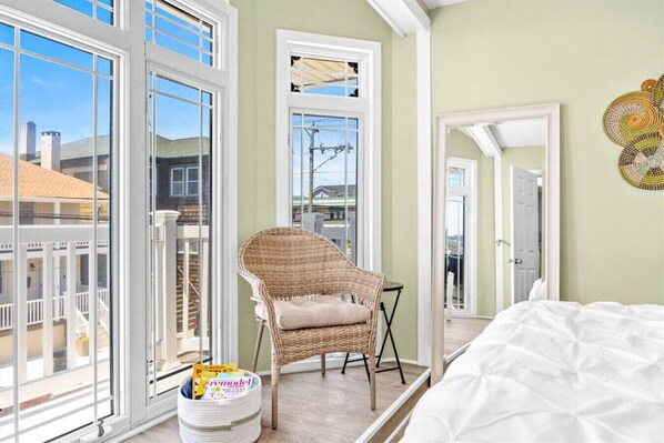 2 bedrooms, desk, iron/ironing board, free WiFi