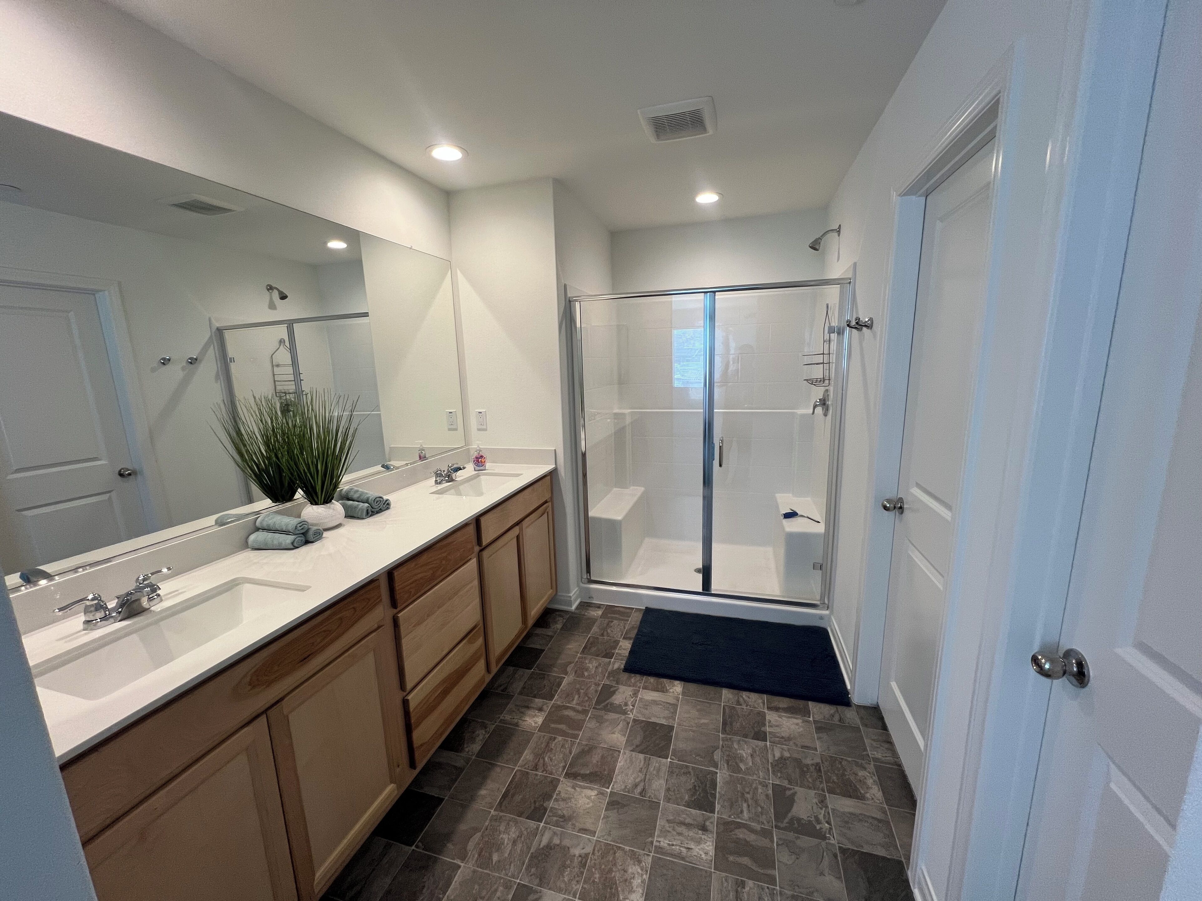 Towels, soap, shampoo, toilet paper