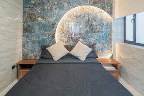 3 chambres, fer et planche à repasser, Wi-Fi gratuit, draps fournis