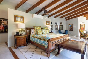 1 bedroom, desk, free WiFi, bed sheets