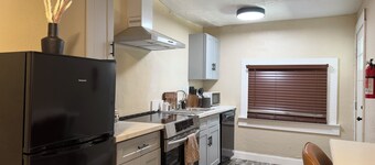 Sequoia Escape 3BR Home w/ King Bed & In-Unit Laundry