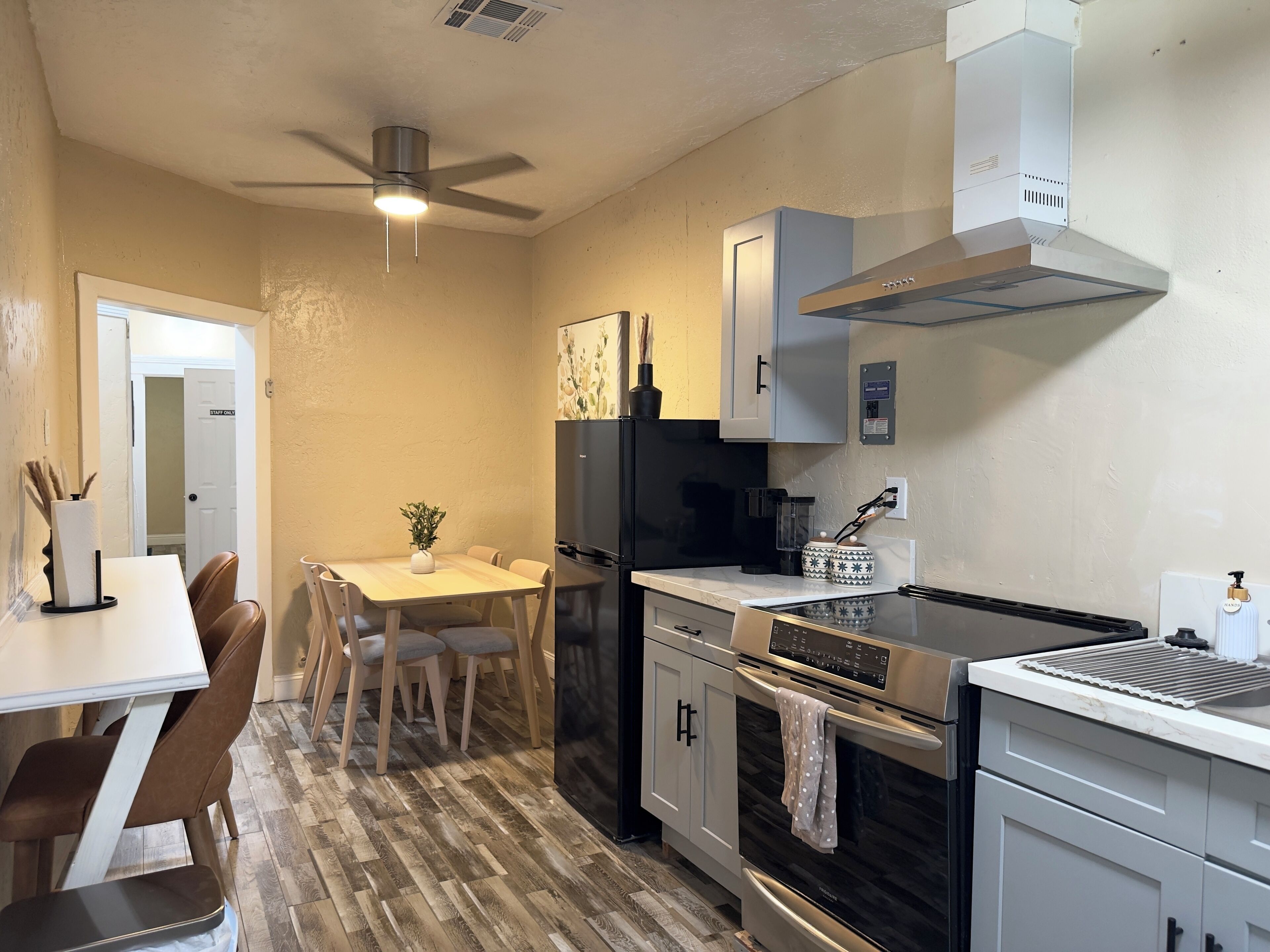 Microwave, oven, stovetop, dishwasher